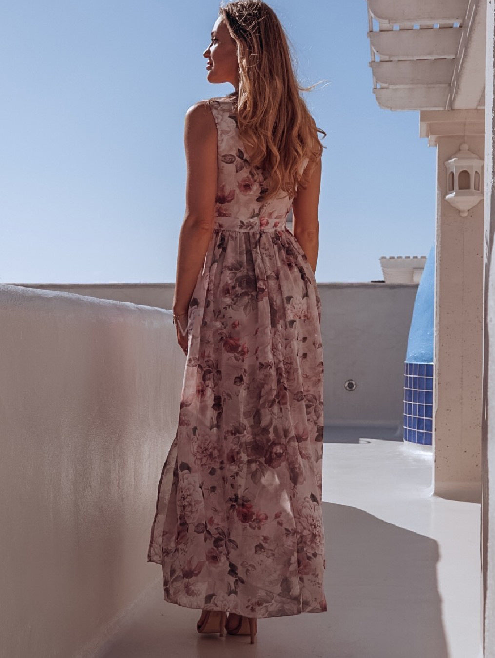 Hug Me Floral Chiffon Sleeveless Dress