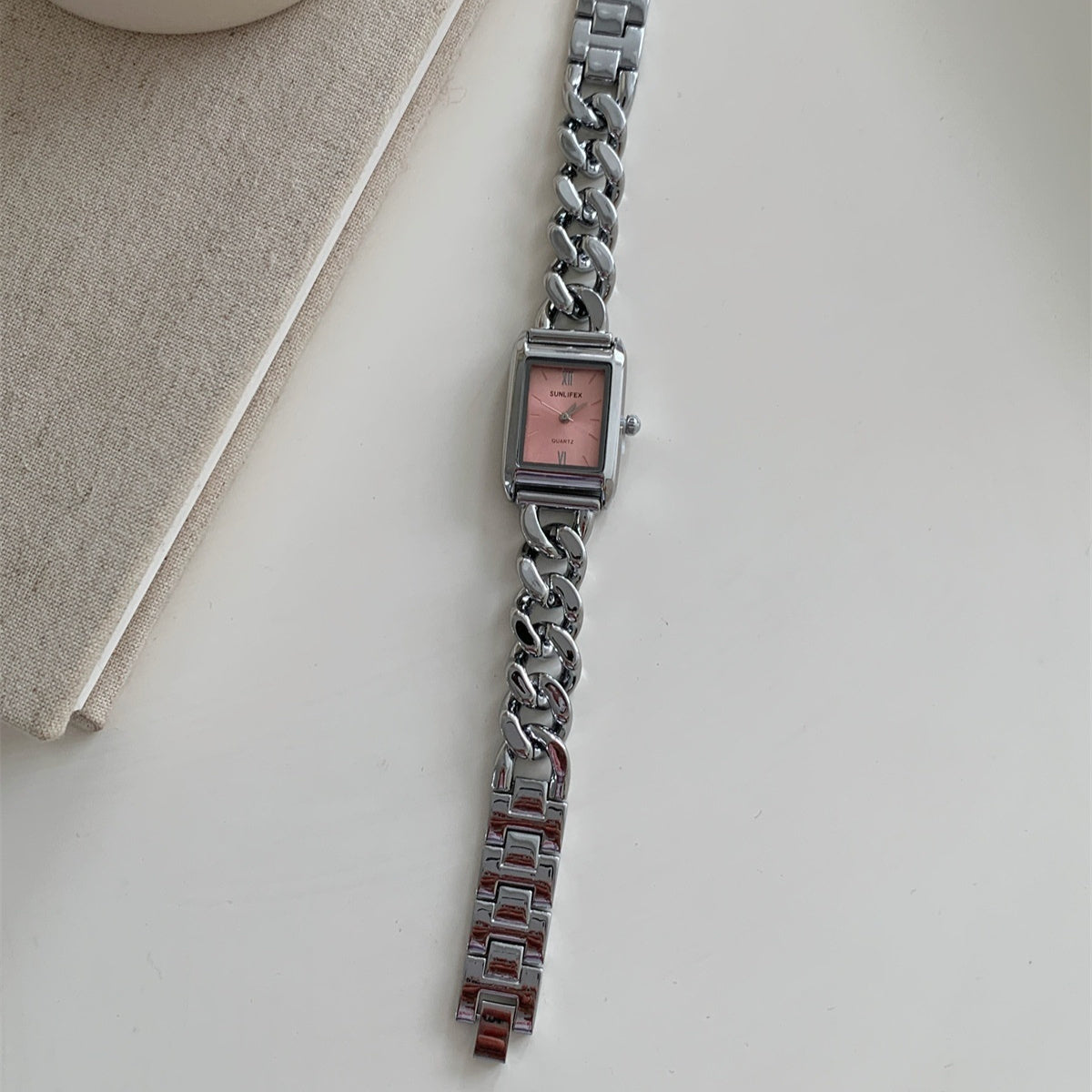 Classic Simple Design Ladies Chain Watch