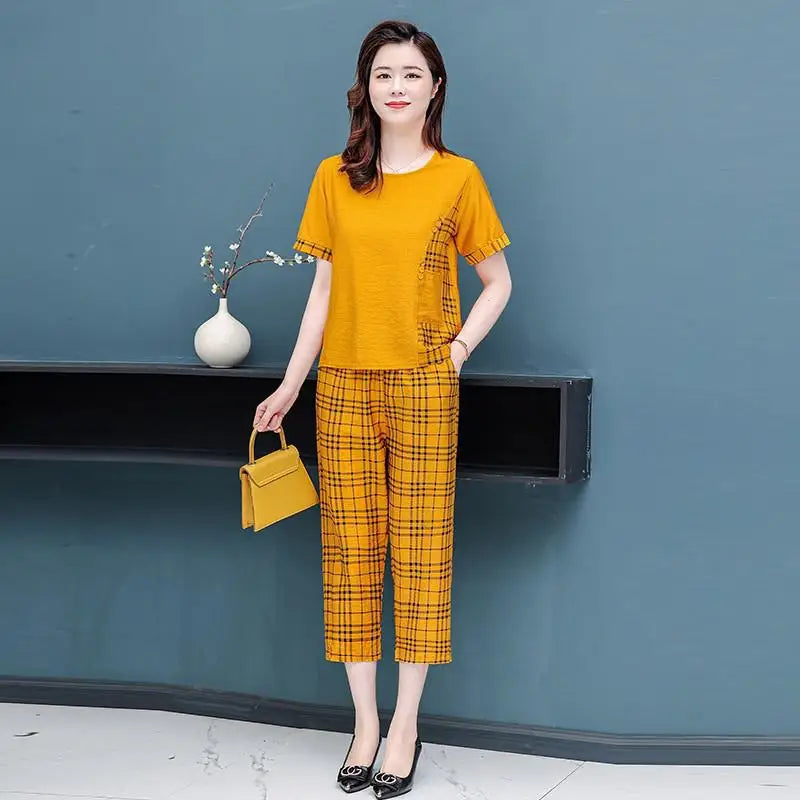 Linen Luxe T-Shirt Capris Plaid Pants 2 Piece Set