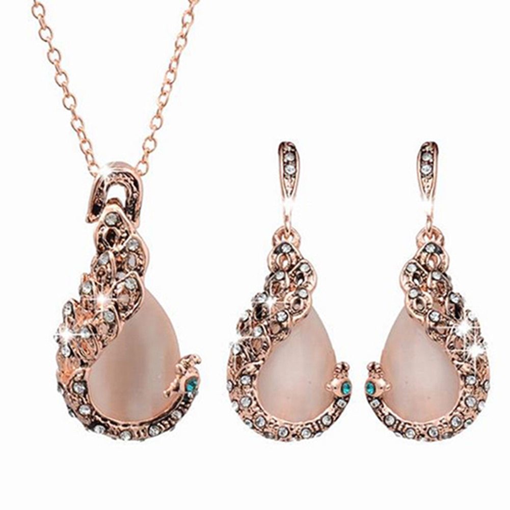Elegant Waterdrop Rhinestone Pendant Necklace & Hook Earrings Jewelry Set.