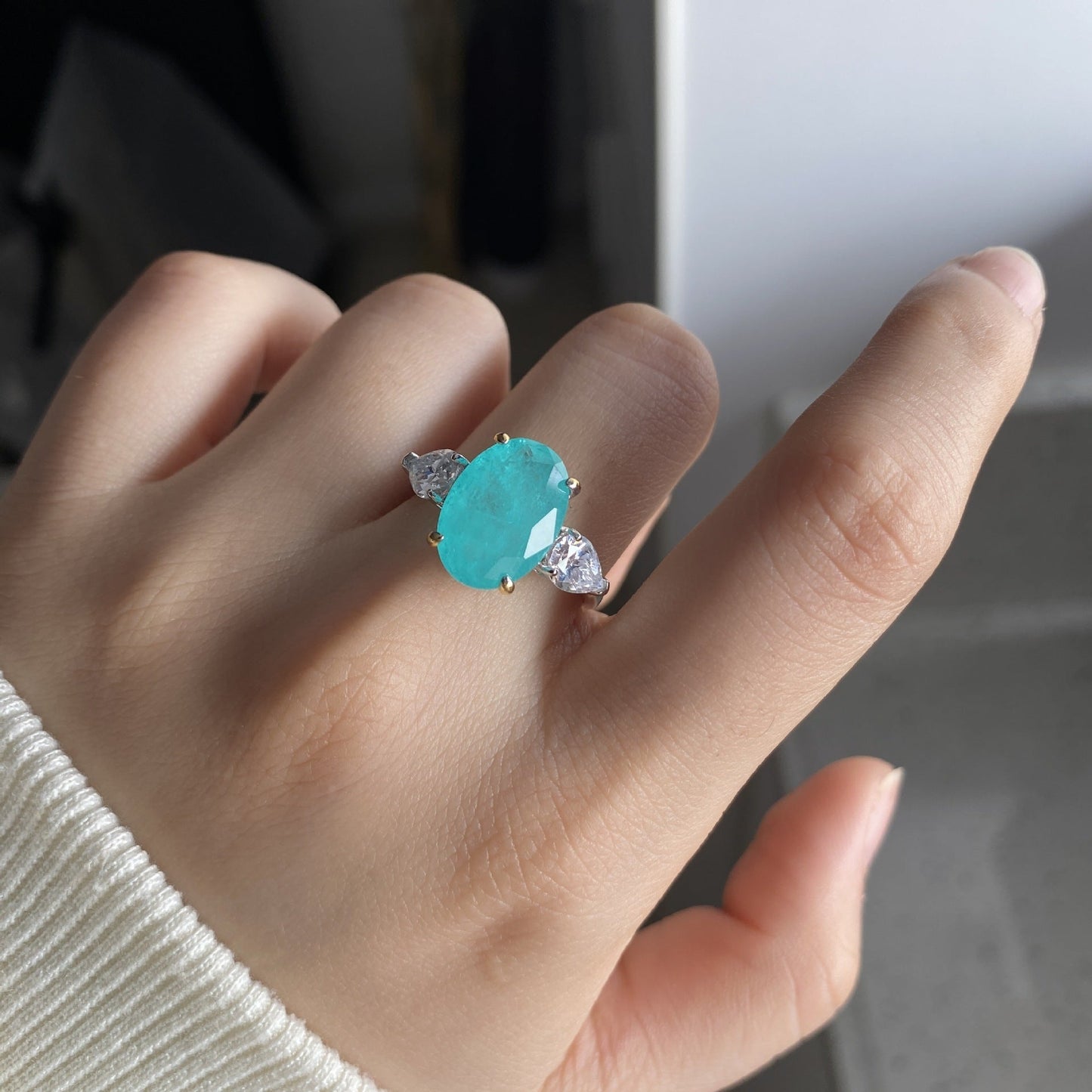 Large 925 Sterling Silver Oval Cut Blue Palaiba Two Tone Silver/Gold Ring Surrounded by Inlaid Gemstones..