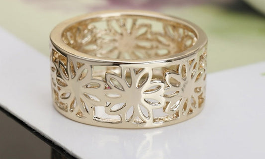 Simple Floral Pattern Hollow Ring.