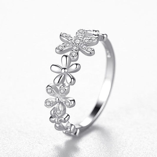 Sterling Silver Daisy Flower CZ Dainty Ring