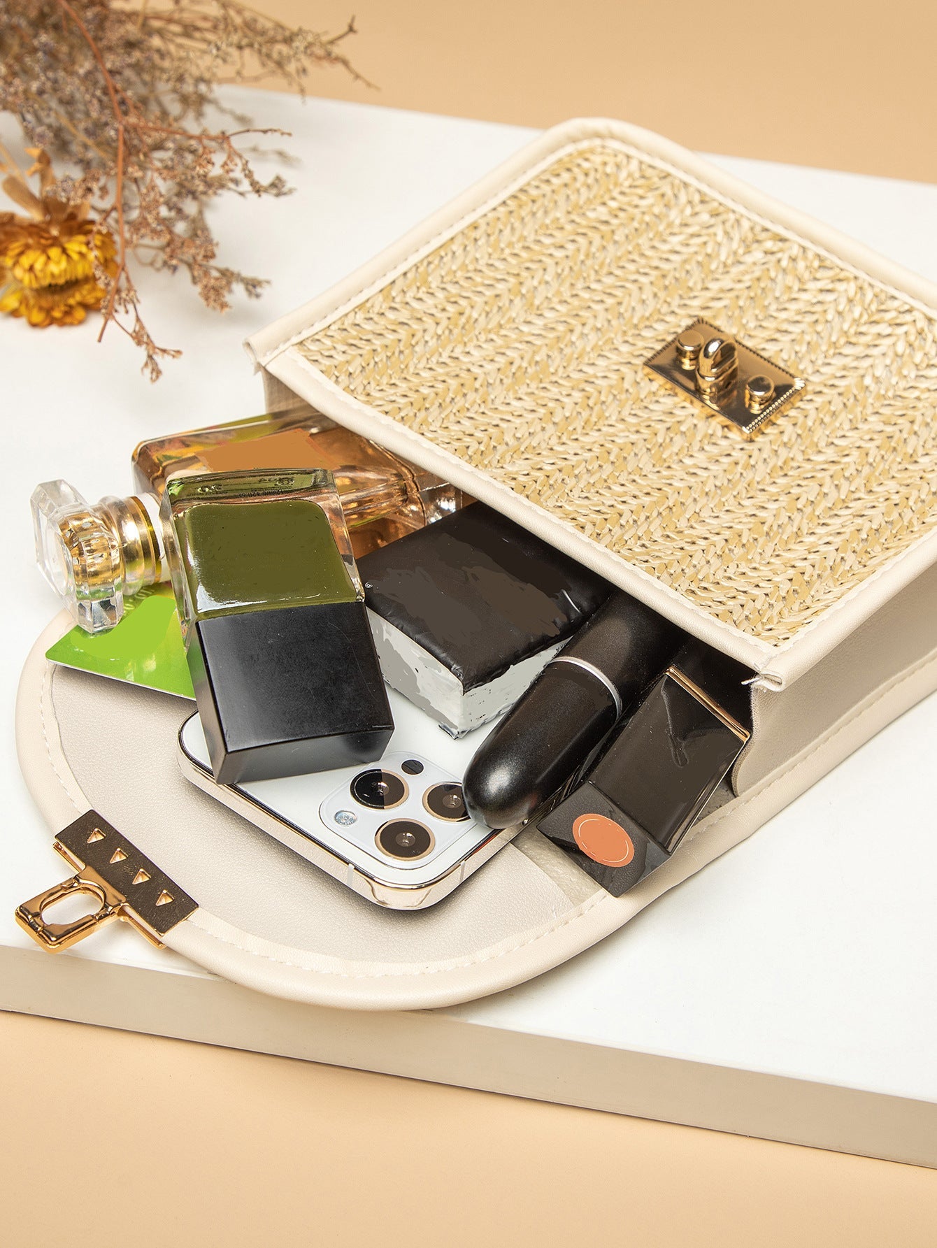 Petit Crossbody Vintage Straw Tote Bag with Pearl Handle & Shoulder Strap