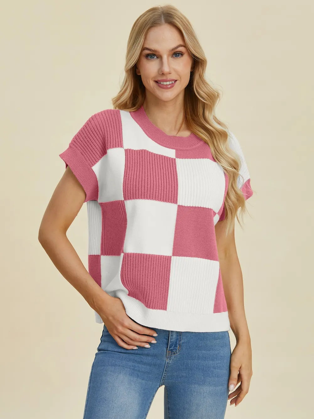 Modern Style  Checkered Round Neck Top with Short Sleeves