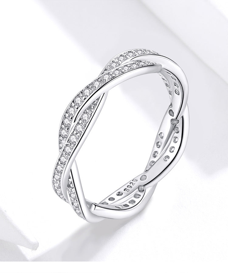 Simply Elegant Braided Sparkling 925 Sterling Silver Ring