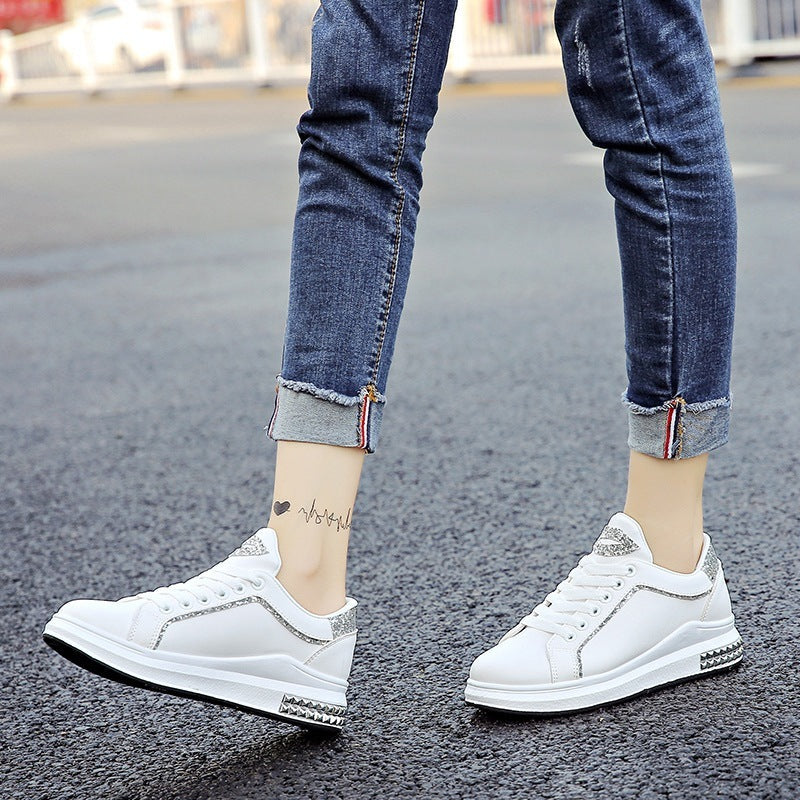 Ultra Light Flat Sole White Sneaker