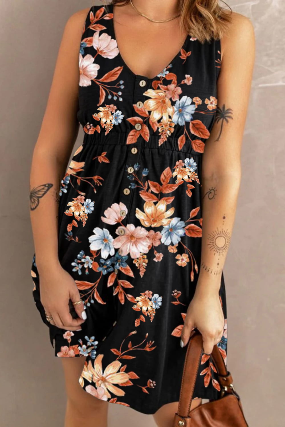 Chic Printed Scoop Neck Sleeveless Buttoned Dress with Pockets