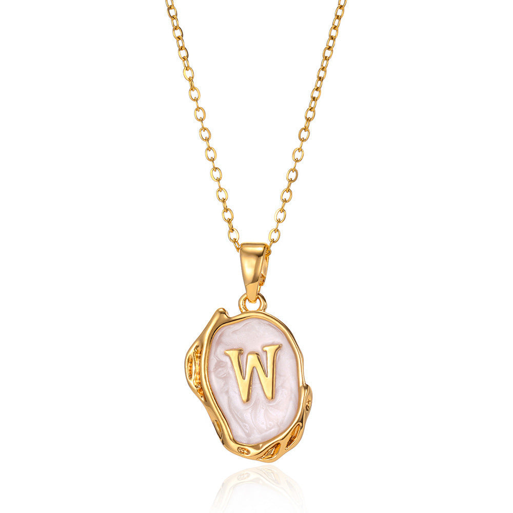 Retro Style Gold Inlaid Pearl Design Personalized Letter Necklace.