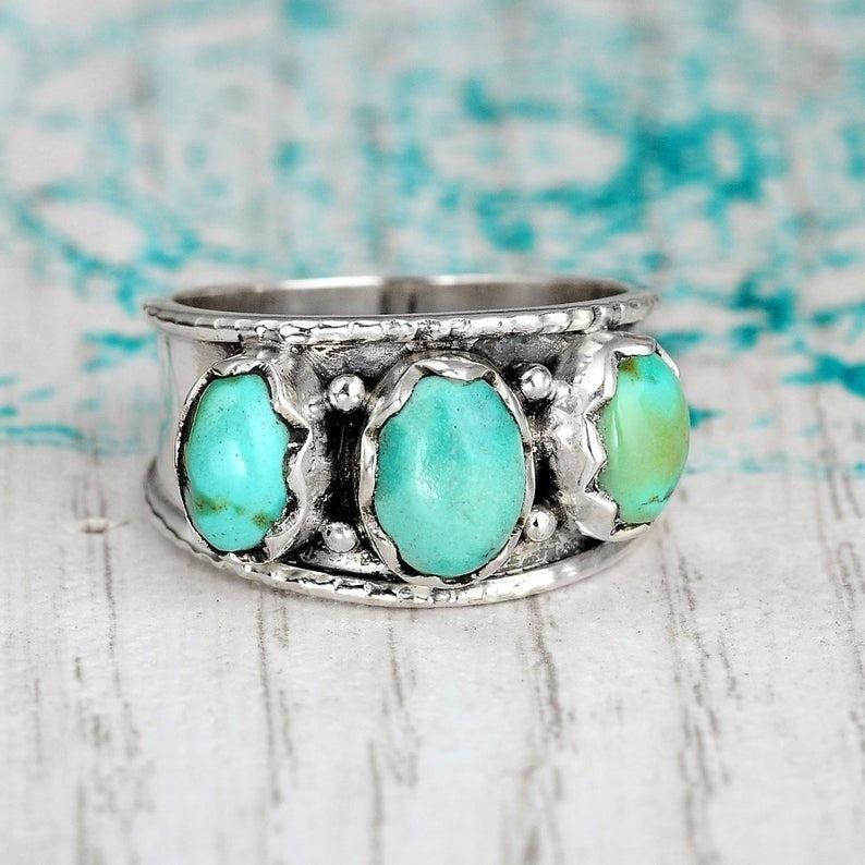 Retro Bohemian Style Silver Turquois Dome Ring.
