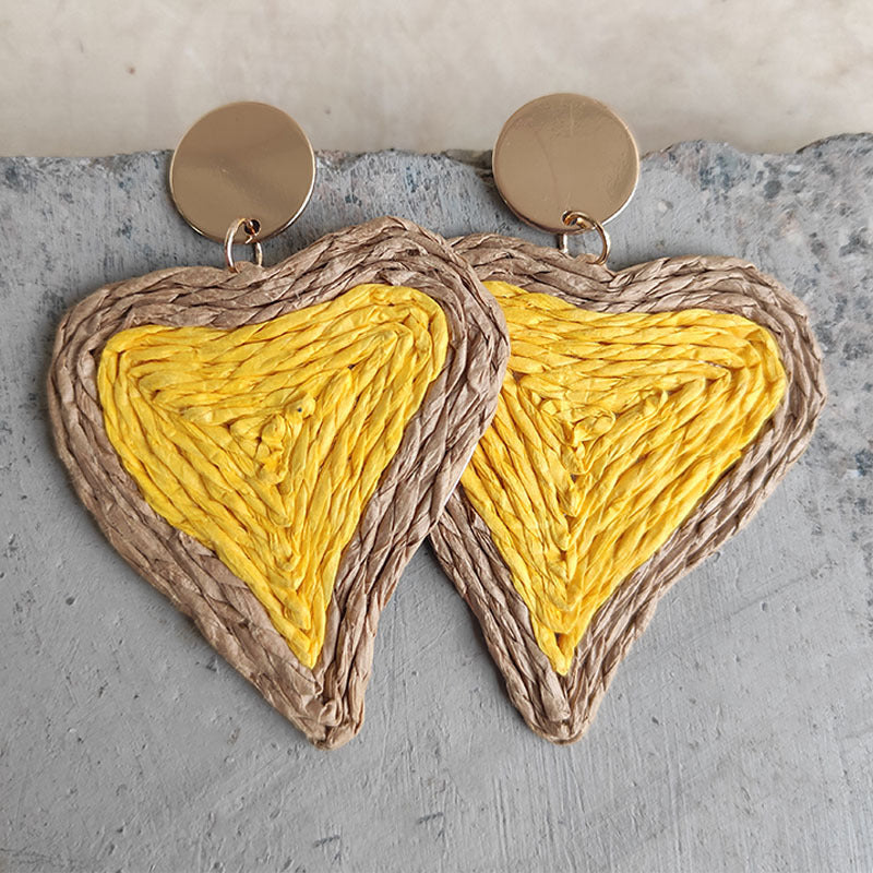 Raffia Grass Heart Shaped Teardrop Earrings.