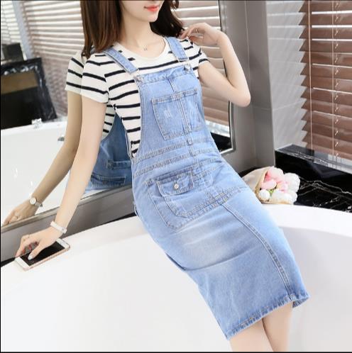 Trendy Medium Length Denim Skirt with Suspender