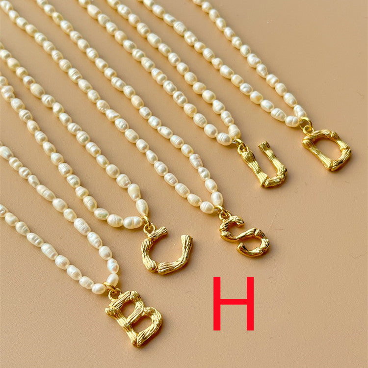 Custom Personalized Natural Freshwater Grain Pearl Letter Necklace Vintage Classic.