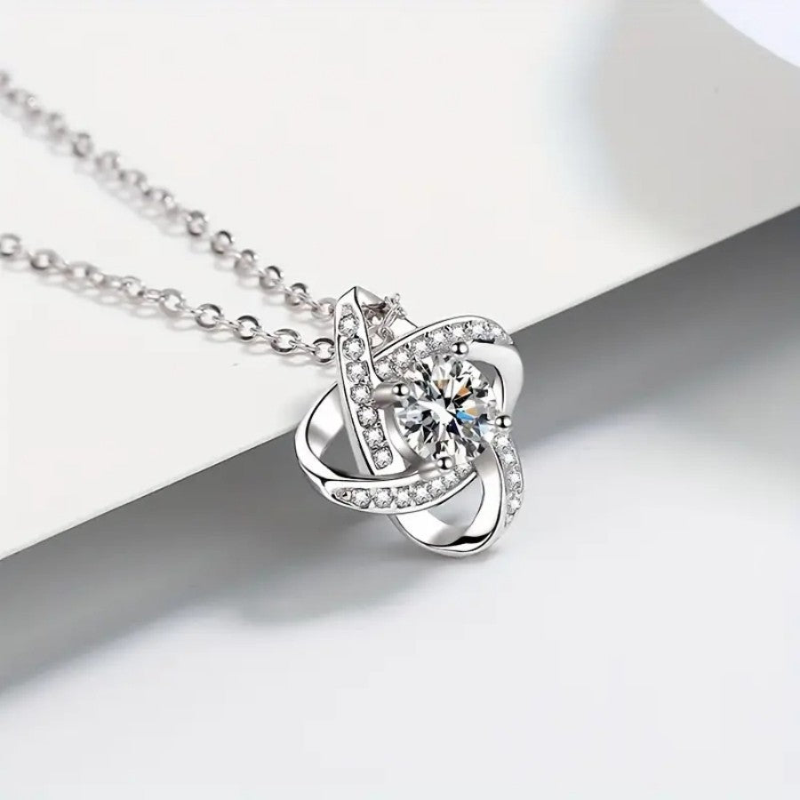 Heart Of Eternity Clavicle Lucky Pendant Necklace