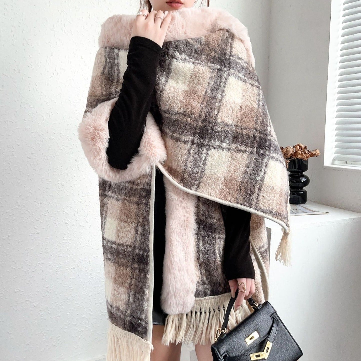 Classy Lady Plaid Pattern Cape Jacket