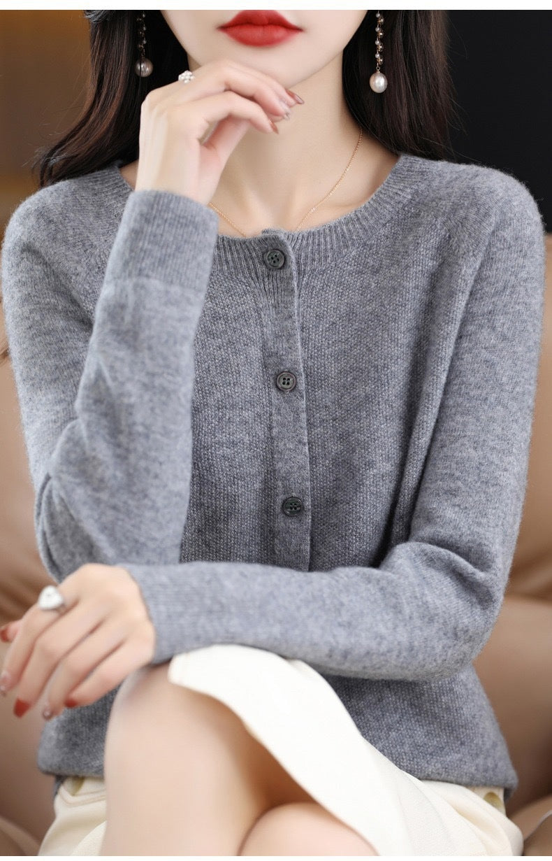 Cashmere Cardigan Sweater with Long-sleeve