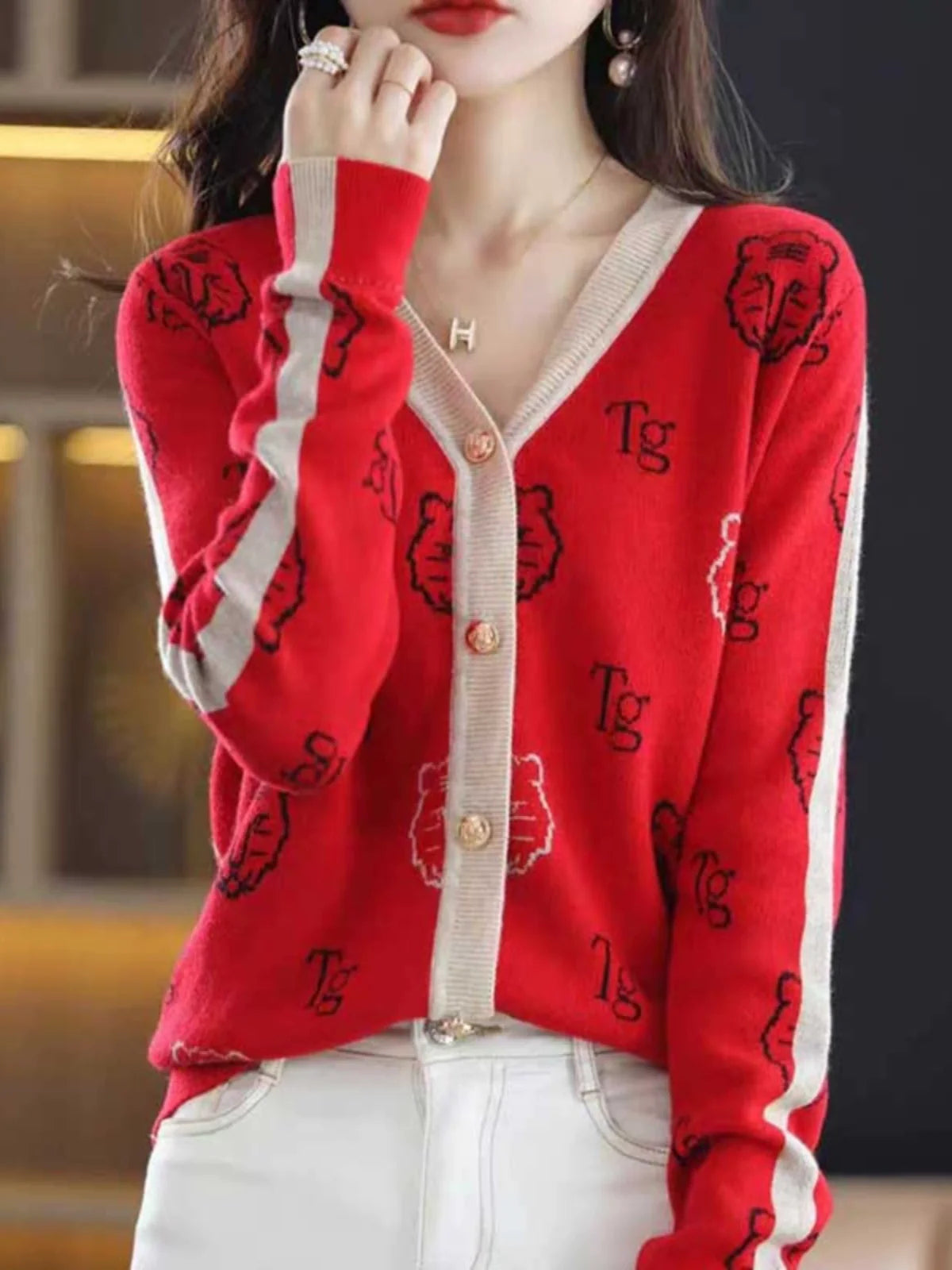 Chic 2-Color Knitted Cardigan Jacquard Loose-Fitting  with Long Sleeve