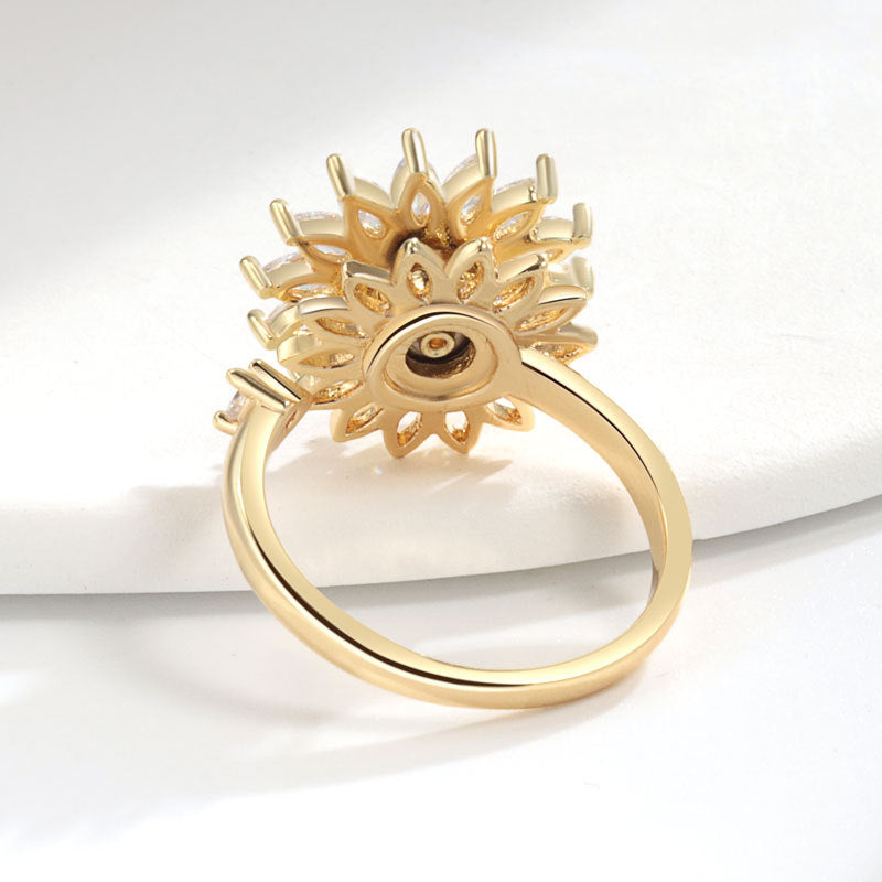 Rotatable 925 Sterling Silver Sunflower Spinner Ring with Gold Overlay - Adjustable to Any Size.