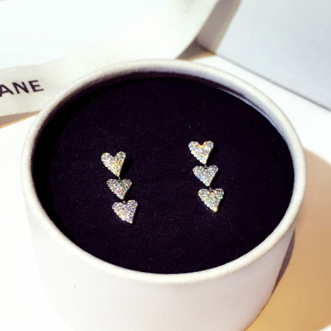 Dazzling 3 Heart-shaped Elegant Drop Earrings.