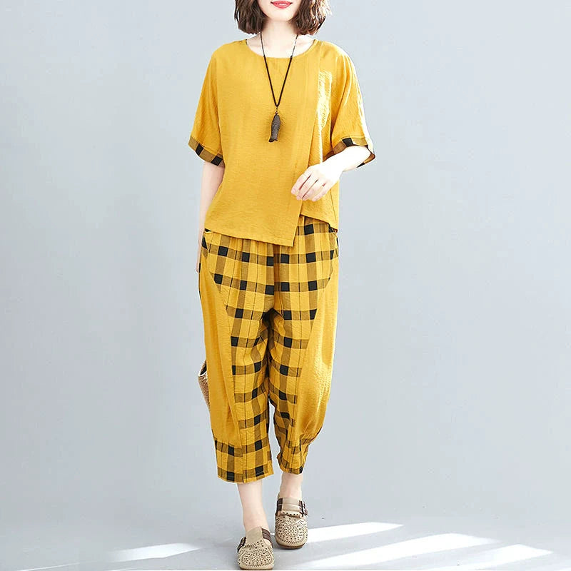 Comfy  2-piece  Casual Sports Set with Loose Short-Sleeved Top & Checkerboard  Pants