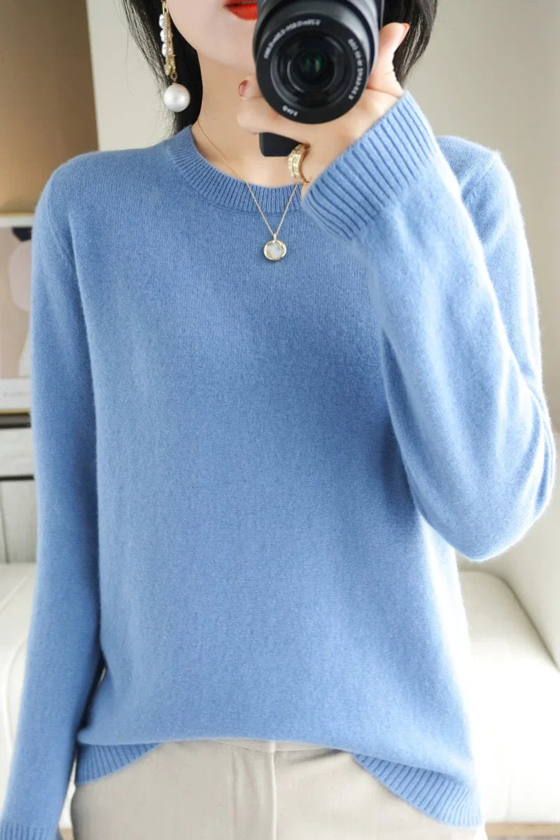 Classic Style Cashmere Round Neck Pullover with  Long Sleeve