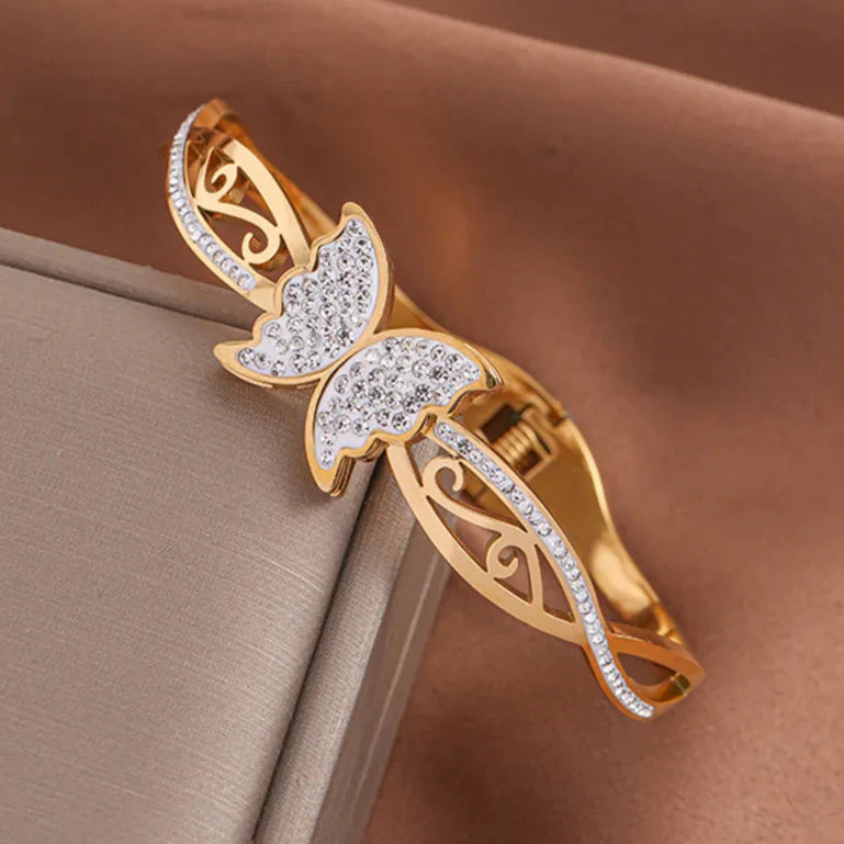 Luxurious Crystal Butterfly Bracelet
