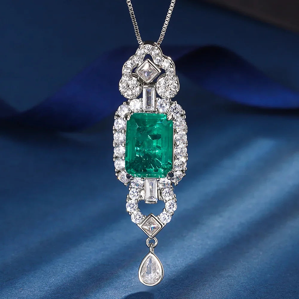 Vintage Emerald Gemstone Pendant Necklace & Ring Jewelry Set