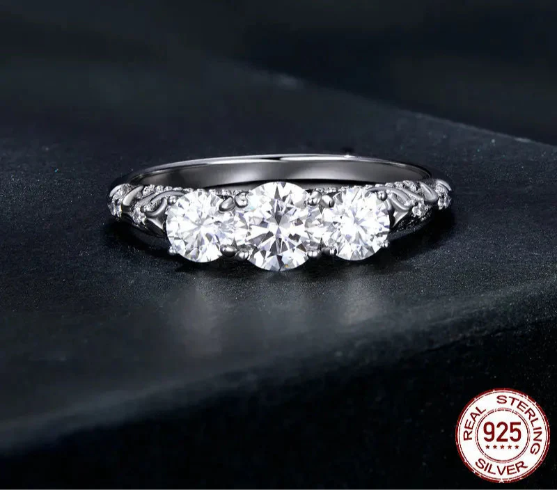 Sterling Silver 1.1 TCW Round Moissanite Lab Diamond Platinum Plated Ring