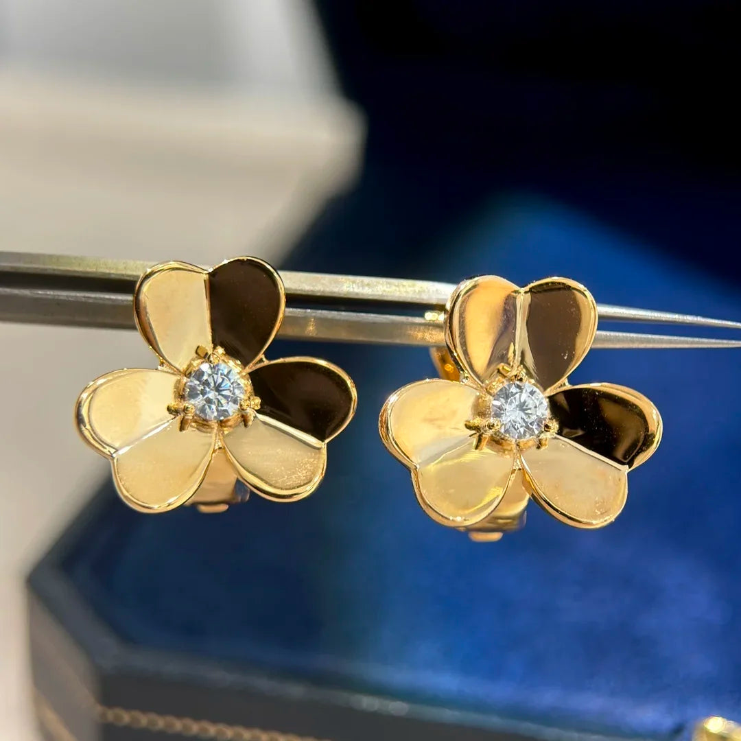 High Quality AAA Zircon Flower Earrings