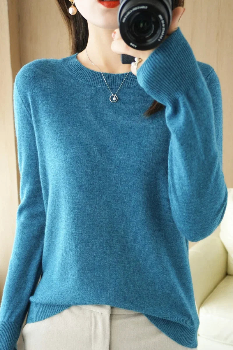 Classic Style Cashmere Round Neck Pullover with  Long Sleeve
