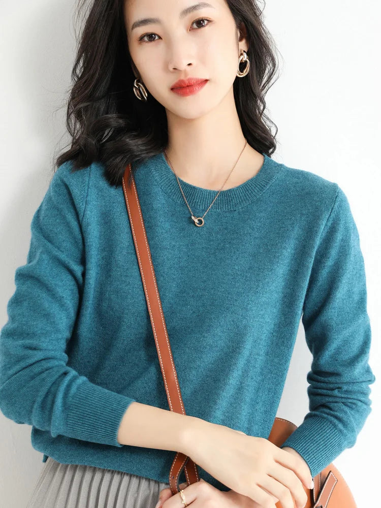 Classic Style Cashmere Round Neck Pullover with  Long Sleeve
