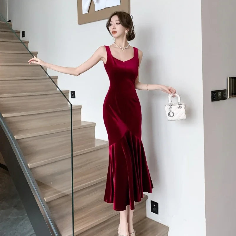 NEW Elegant Korean  Velvet Backless Sleeveless Midi Mermaid Dresses