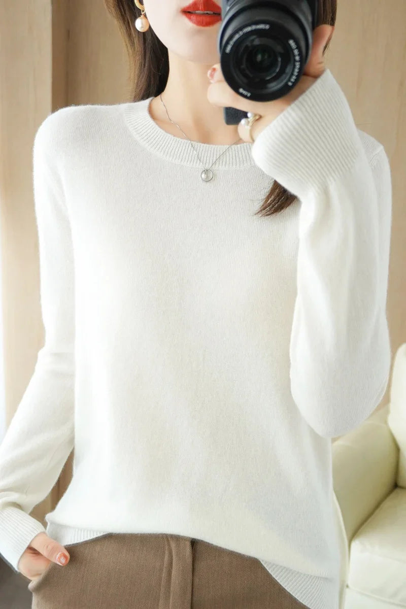 Classic Style Cashmere Round Neck Pullover with  Long Sleeve
