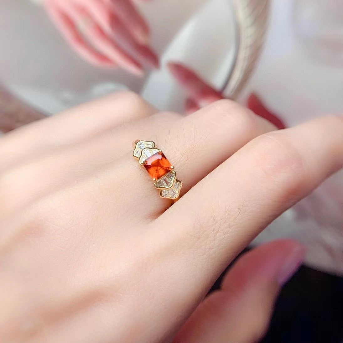 925 Silver Inlaid Natural Amber Gemstone Ring - Adjustable Size.