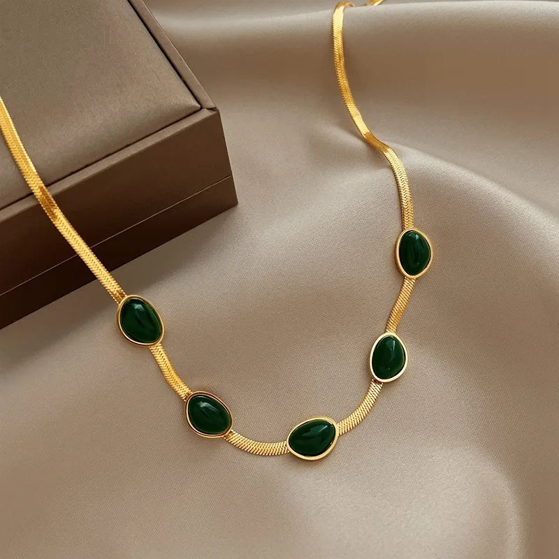 Fashion Jewelry Green Stone Boho Crystal Snake Chain Multilayer Necklace Set.