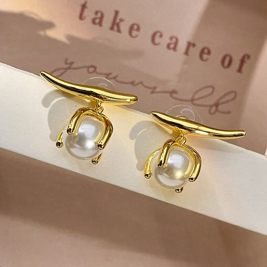 Elegant Design 925 Sterling Silver Gold Overlay Pearl Stud Earrings.
