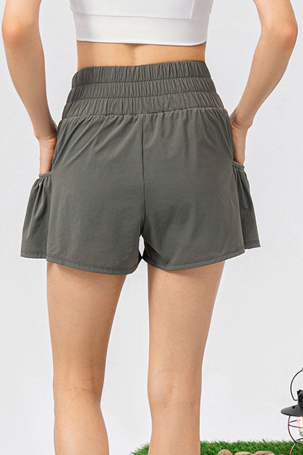 Stretch Elastic Waist Active Shorts w/ Pocketed