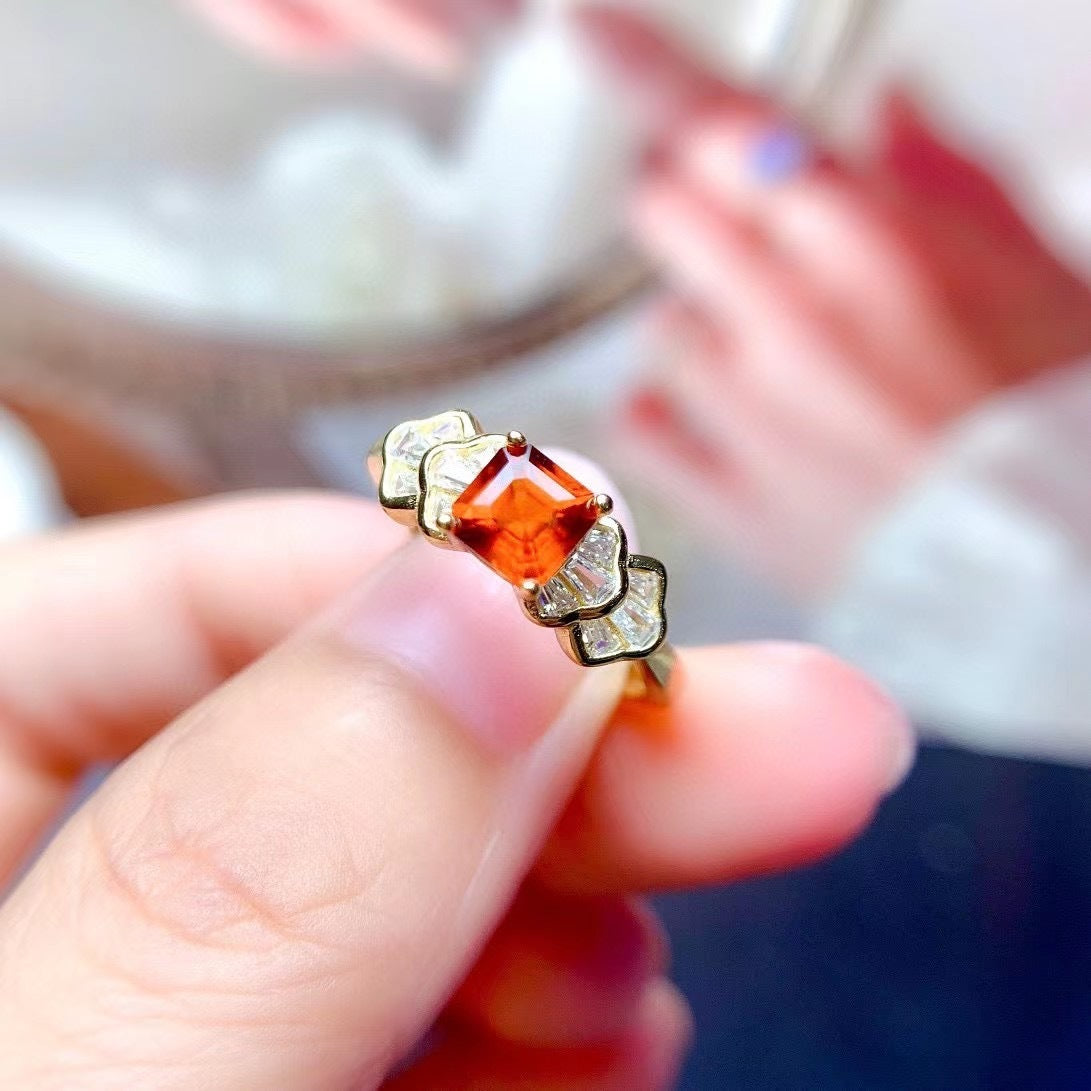 925 Silver Inlaid Natural Amber Gemstone Ring - Adjustable Size.