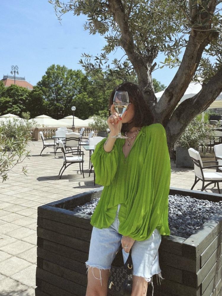 Emerald Green Silk Crepe Long-sleeved Niche Blouse