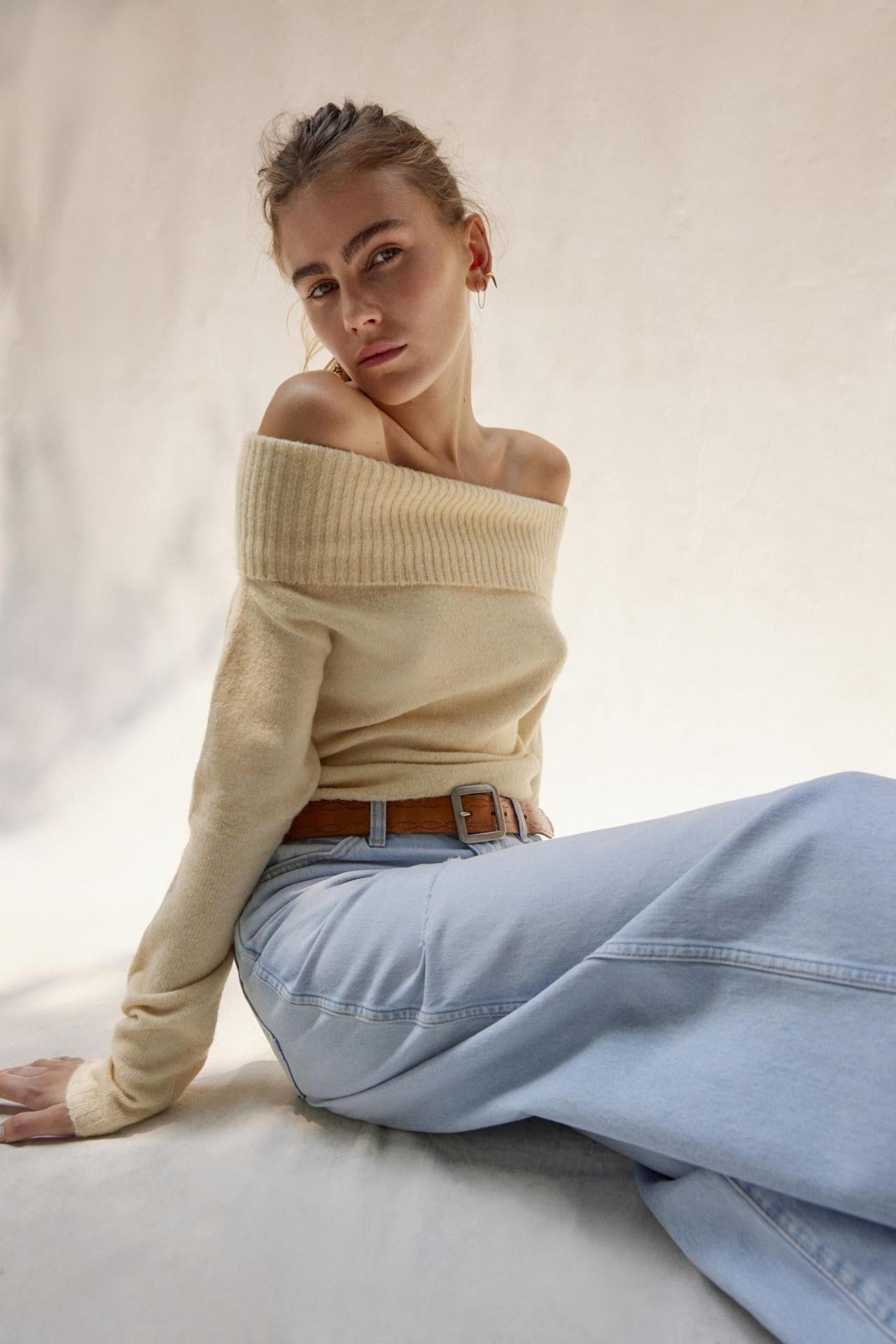 Sim Fit Shoulder Lapel Top with Long sleeve