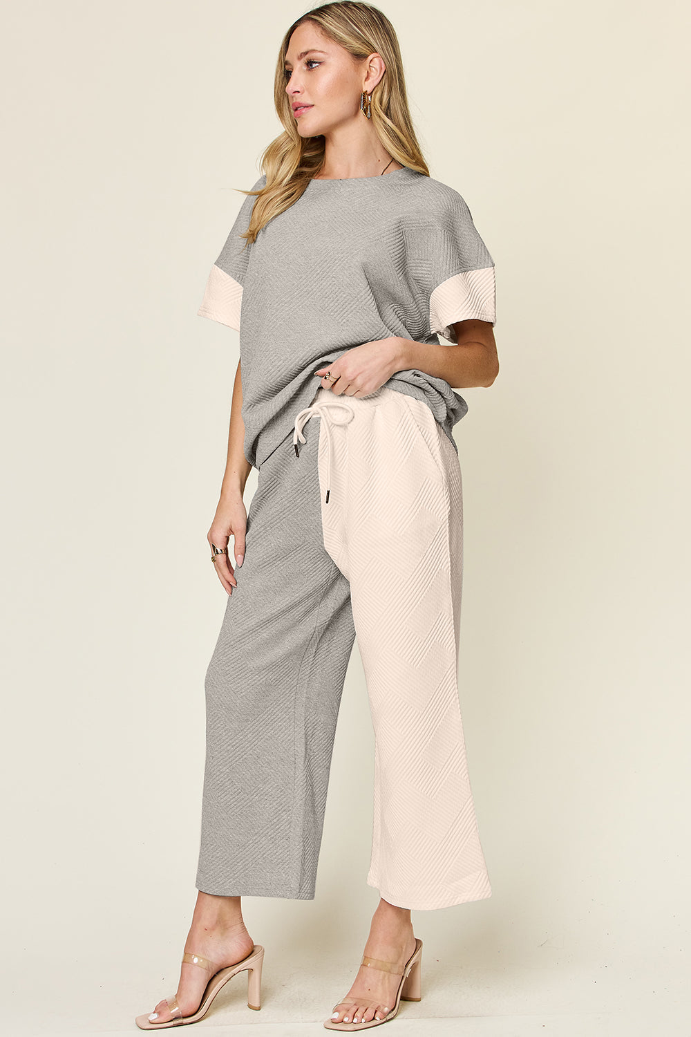 Trendy Texture Contrast T-Shirt and Wide Leg Pants Set