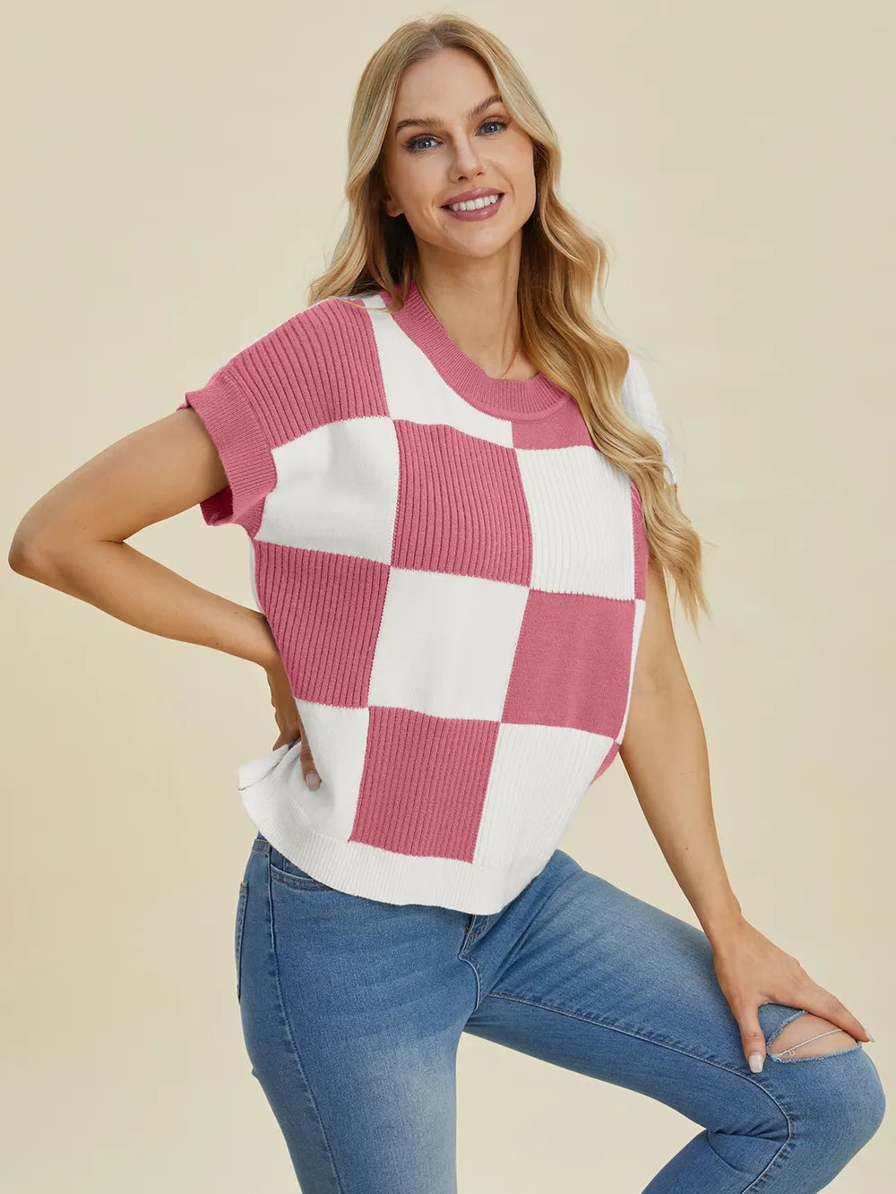 Modern Style  Checkered Round Neck Top with Short Sleeves