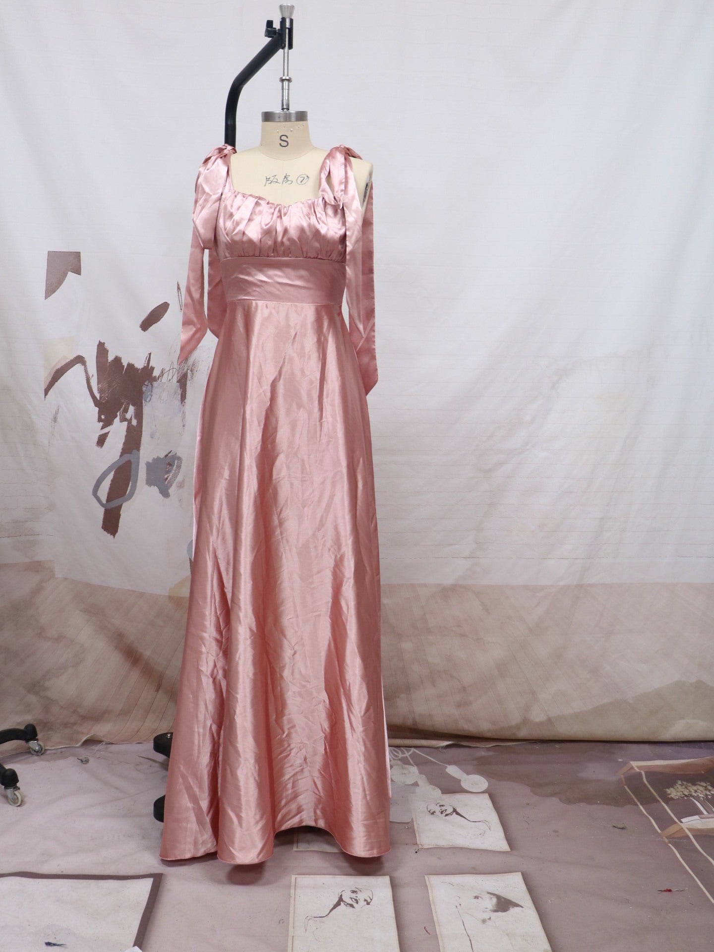 Princess Style Silky  Sleeveless Gown Evening Dress