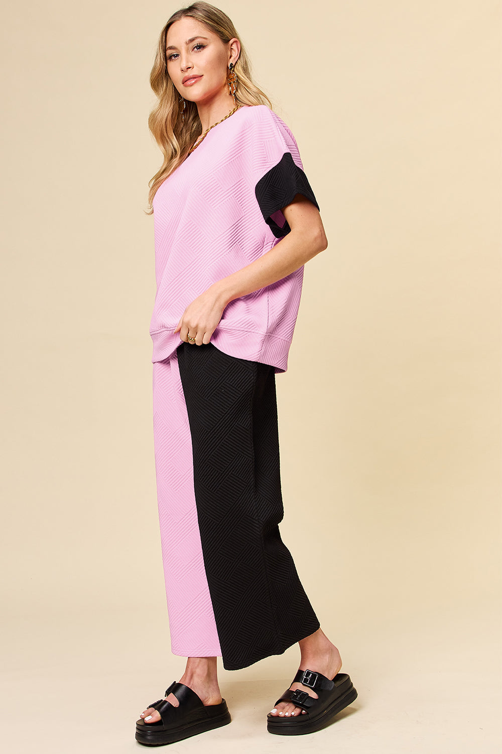 Trendy Texture Contrast T-Shirt and Wide Leg Pants Set