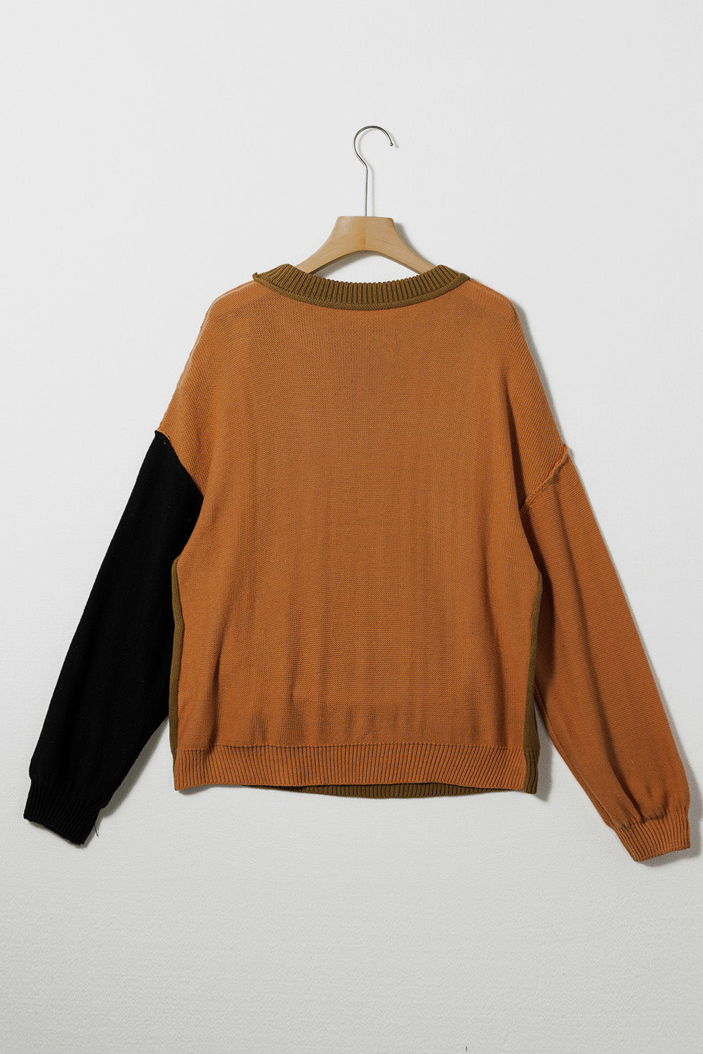 UNIQE Contrast Round Neck Dropped Shoulder Sweater